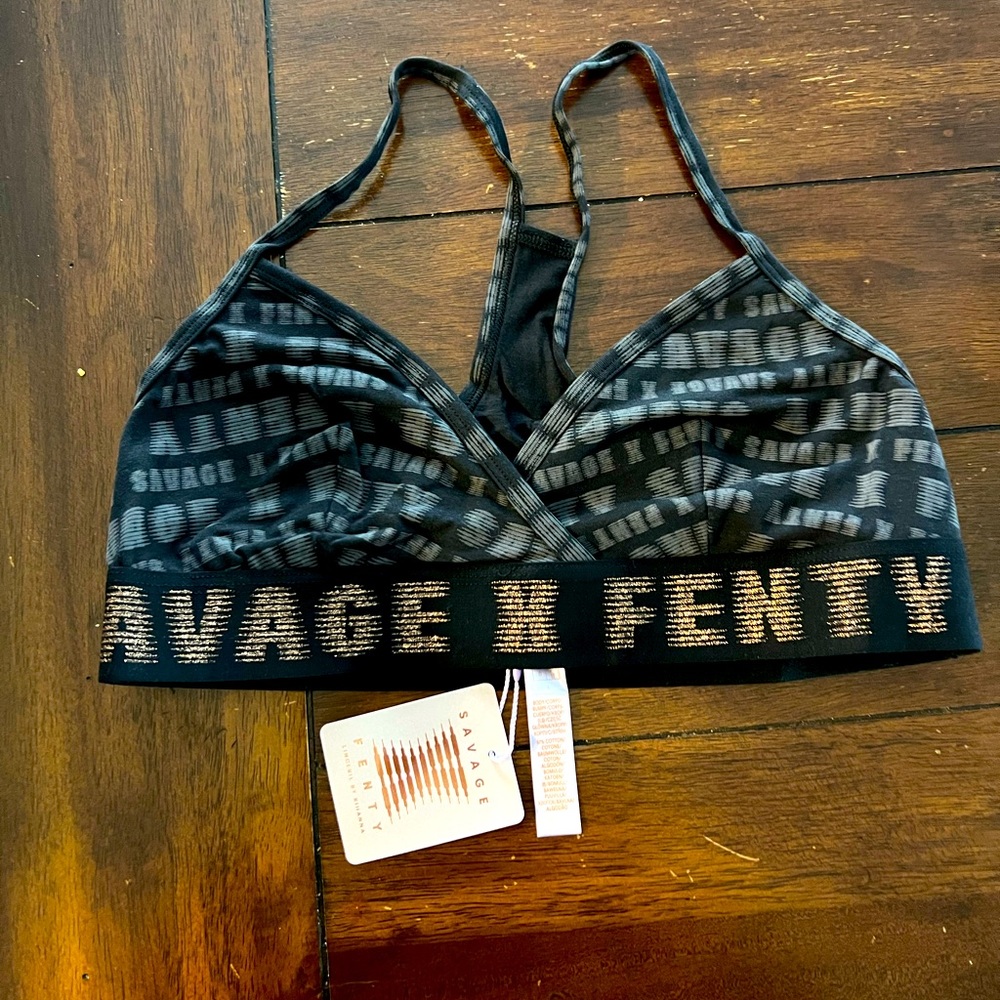 NWT Savage X Fenty Logo Glitter Sport Bra Size Large
